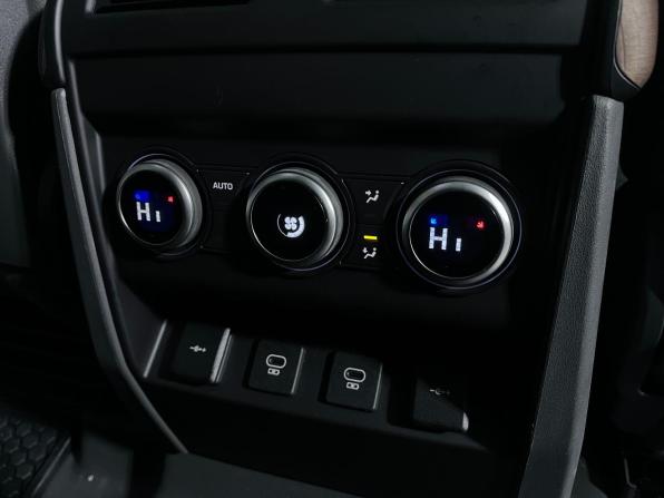 Land Rover Defender II с пробегом 2021 года, цена 5 199 000 рублей, 95630 км, внедорожник, Автокод Объявления