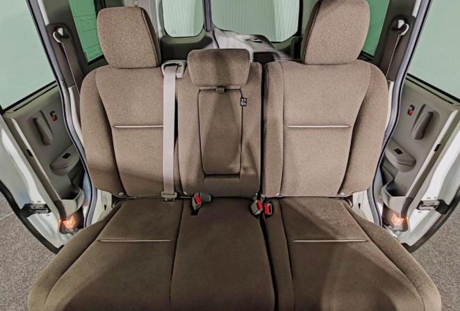 Honda Stepwgn V Рестайлинг с пробегом 2020 года, цена 2 450 000 рублей, 89279 км, минивэн, Автокод Объявления