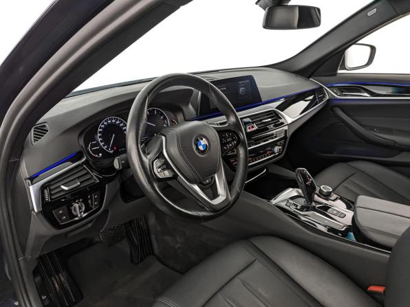 BMW 5 серии VII (G30/G31/G38) с пробегом 2019 года, цена 3 800 000 рублей, 89090 км, седан, Автокод Объявления