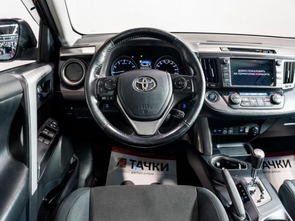 Toyota RAV4 IV (XA40) Рестайлинг с пробегом 2017 года, цена 2 620 000 рублей, 120800 км, внедорожник, Автокод Объявления