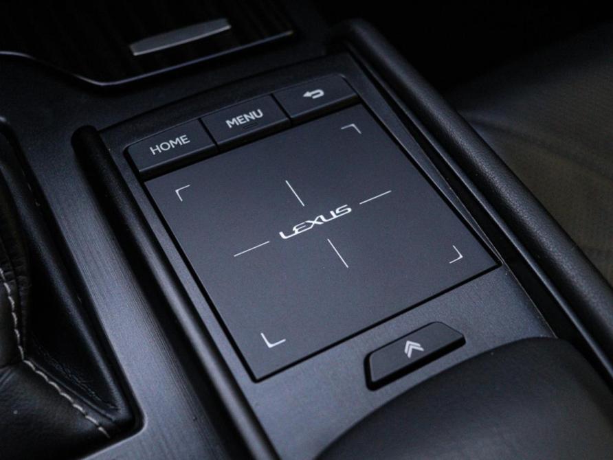 Lexus ES VII Москва  - изображение 16