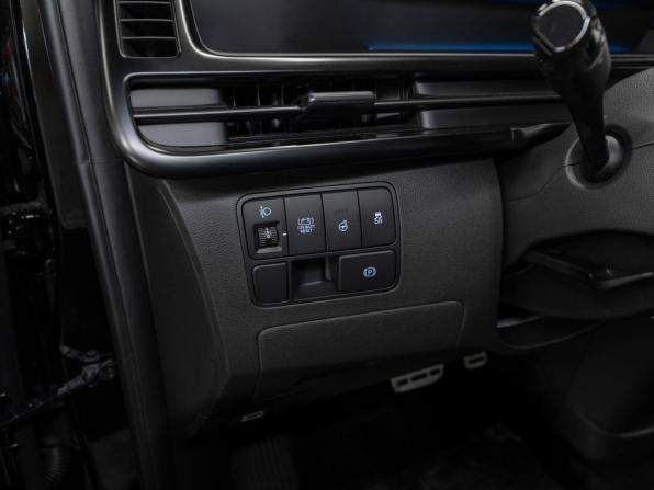 Hyundai Staria I Рестайлинг с пробегом 2026 года, цена 7 250 000 рублей, 42 км, минивэн, Автокод Объявления