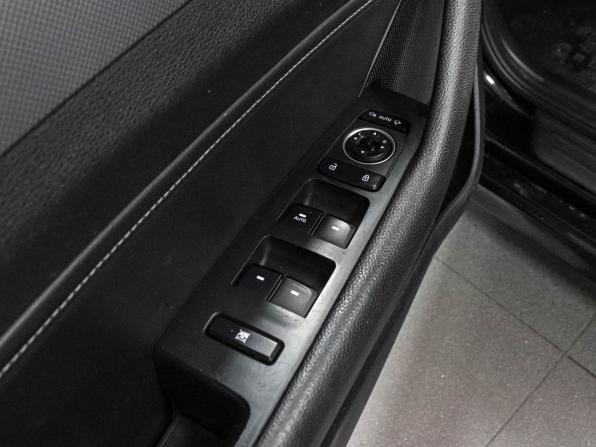 Hyundai Sonata VII (LF) Рестайлинг с пробегом 2019 года, цена 1 589 000 рублей, 112264 км, седан, Автокод Объявления
