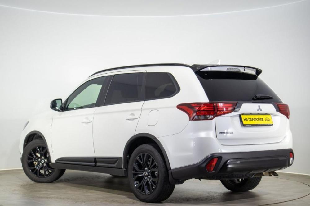 Mitsubishi Outlander III Рестайлинг 3 Оренбург  - изображение 7
