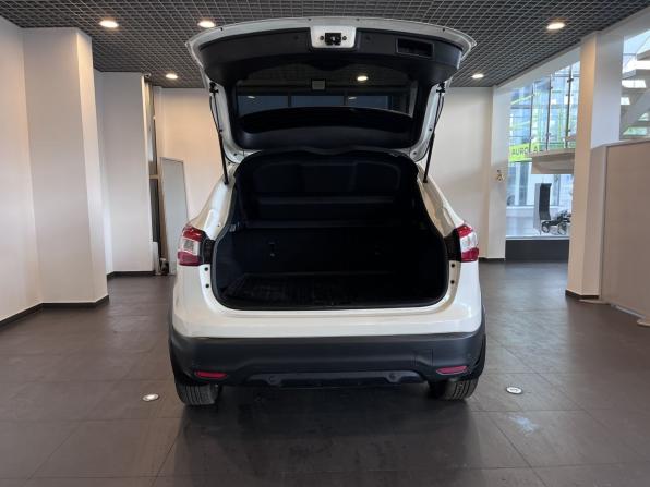 Nissan Qashqai II с пробегом 2018 года, цена 1 720 000 рублей, 164328 км, внедорожник, Автокод Объявления