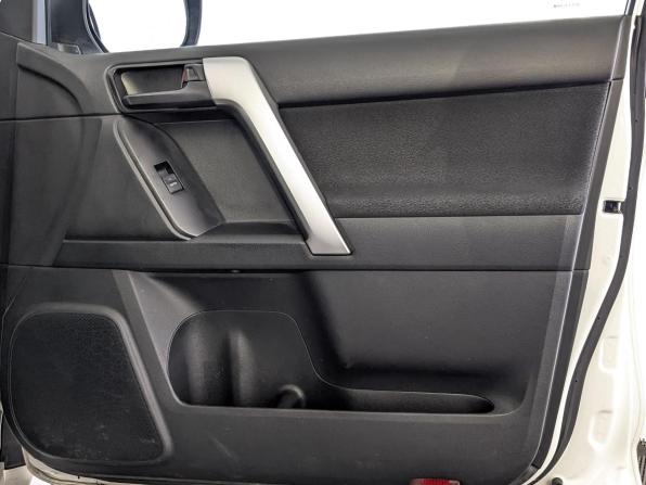 Toyota Land Cruiser Prado 150 Series Рестайлинг 3 с пробегом 2021 года, цена 4 999 000 рублей, 86000 км, внедорожник, Автокод Объявления