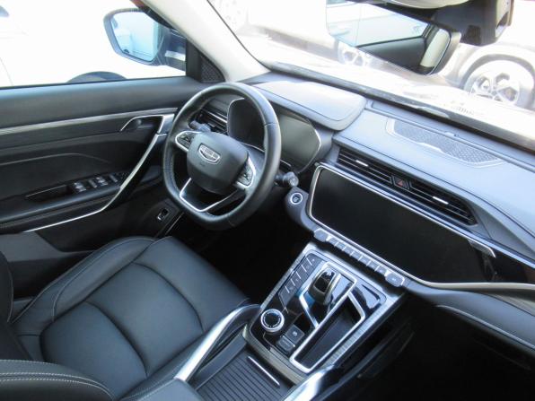 Geely Atlas Pro с пробегом 2023 года, цена 2 150 000 рублей, 76496 км, внедорожник, Автокод Объявления