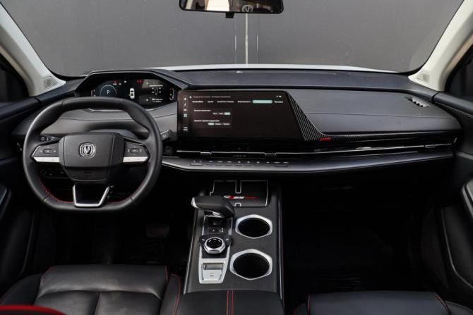 Changan UNI-S (CS55 Plus) с пробегом 2024 года, цена 2 250 000 рублей, 27153 км, внедорожник, Автокод Объявления