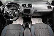 Volkswagen Polo V Рестайлинг Оренбург  - изображение 28