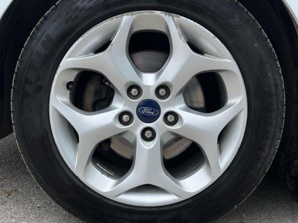 Ford Focus III с пробегом 2013 года, цена 685 000 рублей, 217847 км, хэтчбек, Автокод Объявления