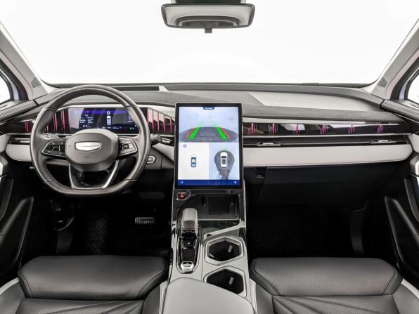 Geely Atlas II с пробегом 2023 года, цена 2 355 000 рублей, 87384 км, внедорожник, Автокод Объявления