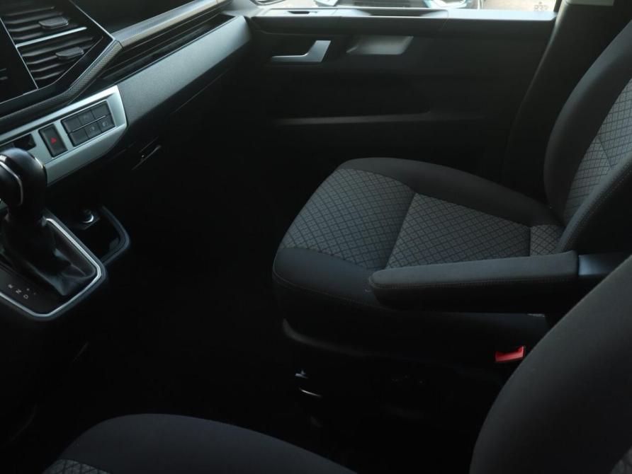 Volkswagen Multivan T6 Рестайлинг Казань  - изображение 15