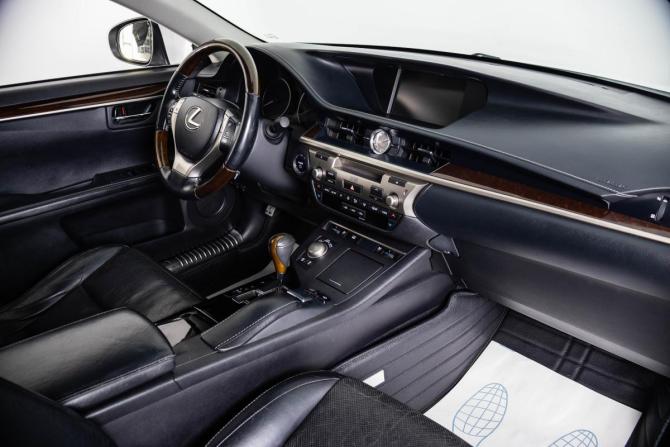 Lexus ES VI с пробегом 2012 года, цена 2 149 000 рублей, 182000 км, седан, Автокод Объявления