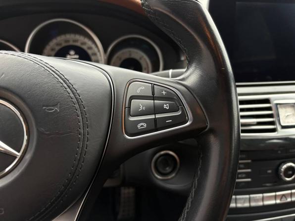 Mercedes-Benz CLS II (C218) Рестайлинг с пробегом 2014 года, цена 2 499 900 рублей, 146000 км, седан, Автокод Объявления