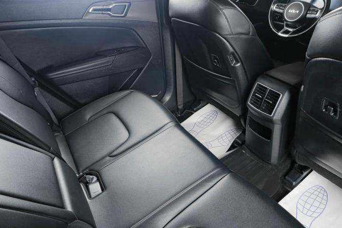 Kia Sportage V с пробегом 2023 года, цена 3 299 000 рублей, 118000 км, внедорожник, Автокод Объявления