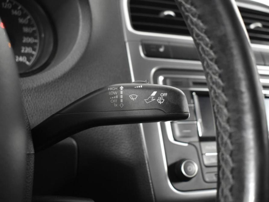 Volkswagen Polo V Рестайлинг Казань  - изображение 16