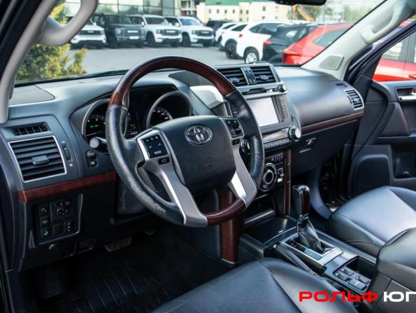 Toyota Land Cruiser Prado 150 Series Рестайлинг 1 с пробегом 2017 года, цена 4 148 000 рублей, 168341 км, внедорожник, Автокод Объявления