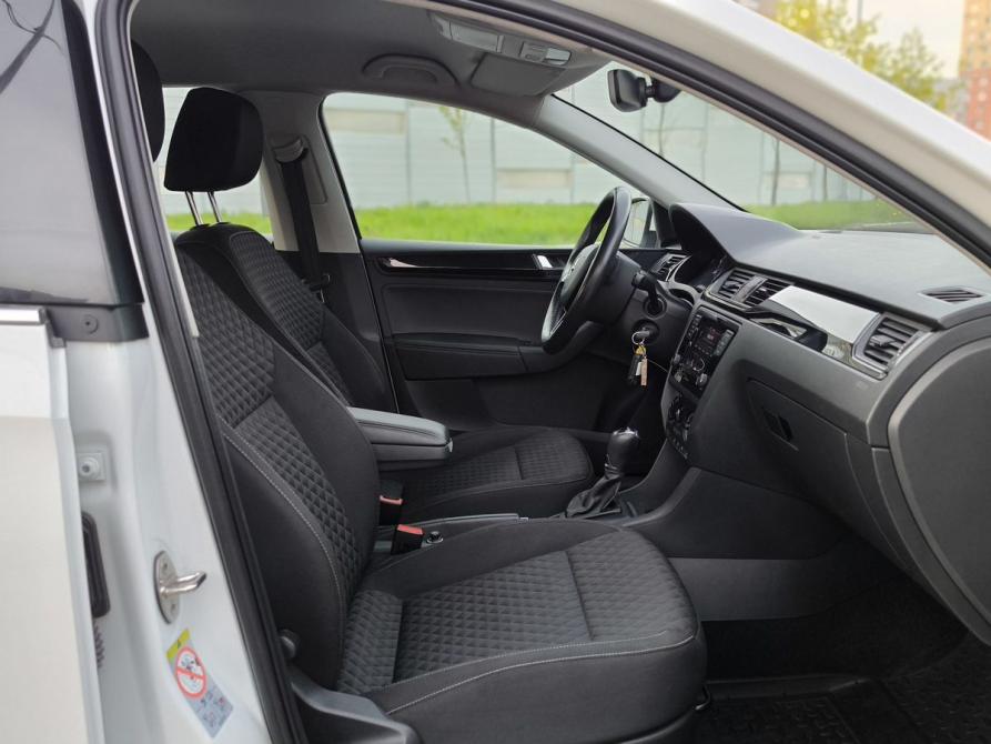 Skoda Rapid I Санкт-Петербург  - изображение 11