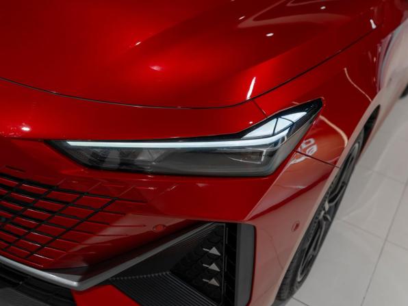 Changan UNI-V I с пробегом 2023 года, цена 2 330 000 рублей, 23872 км, лифтбек, Автокод Объявления