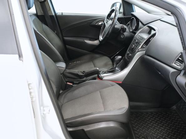 Opel Astra J с пробегом 2011 года, цена 514 000 рублей, 151359 км, хэтчбек, Автокод Объявления