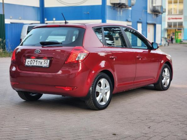 Kia Ceed I Рестайлинг с пробегом 2012 года, цена 899 000 рублей, 114000 км, хэтчбек, Автокод Объявления