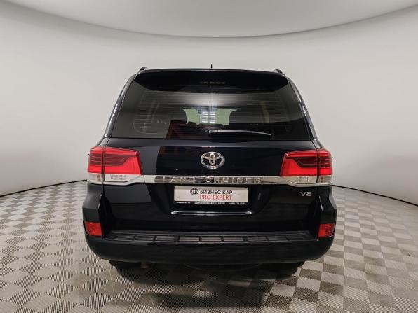 Toyota Land Cruiser 200 Series Рестайлинг 2 с пробегом 2015 года, цена 4 800 000 рублей, 199129 км, внедорожник, Автокод Объявления
