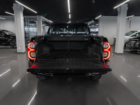 Toyota Hilux VIII Рестайлинг 2 с пробегом 2025 года, цена 7 750 000 рублей, 34 км, пикап, Автокод Объявления