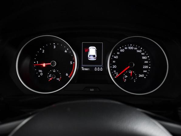 Volkswagen Tiguan II с пробегом 2018 года, цена 2 832 000 рублей, 101661 км, внедорожник, Автокод Объявления