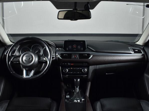 Mazda 6 III (GJ) Рестайлинг с пробегом 2017 года, цена 1 919 999 рублей, 122237 км, седан, Автокод Объявления