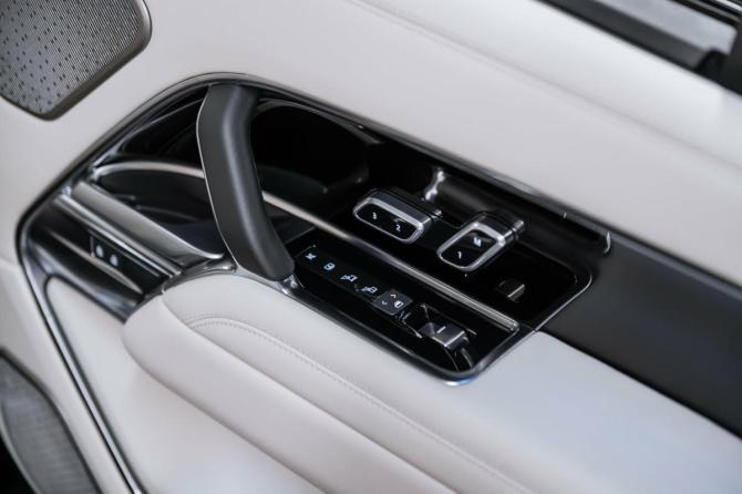 Новый Land Rover Range Rover V 2026 года, цена 24 200 000 рублей, внедорожник, Автокод Объявления