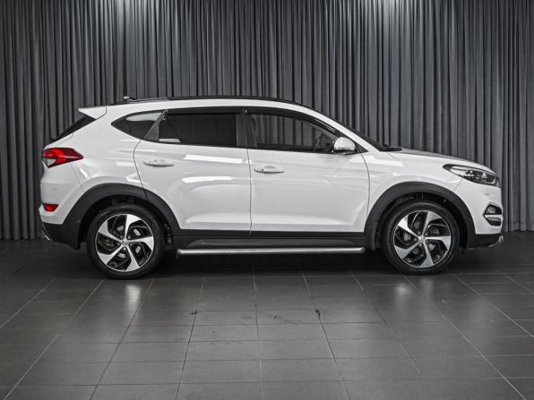 Hyundai Tucson III с пробегом 2016 года, цена 2 079 000 рублей, 192418 км, внедорожник, Автокод Объявления