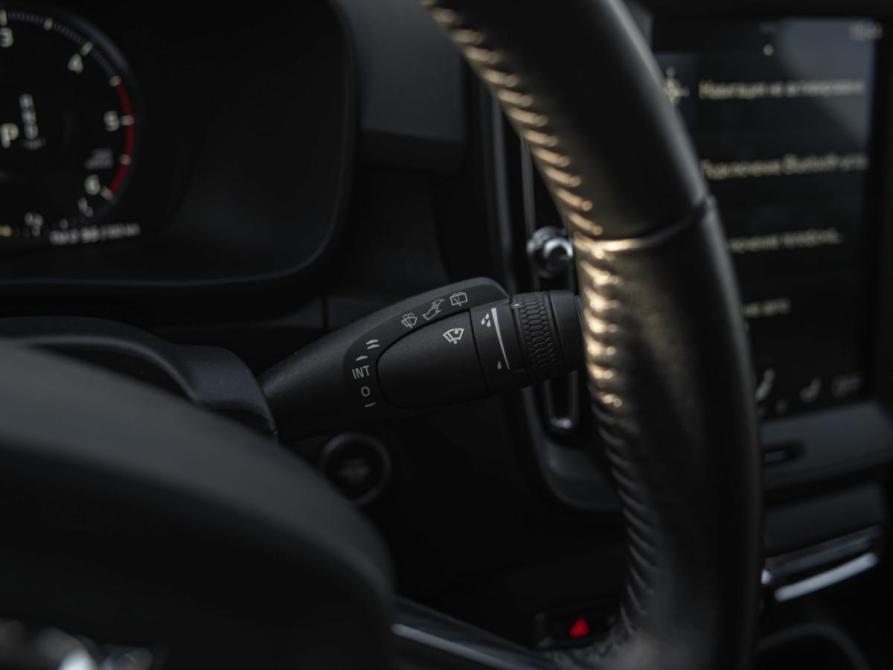 Volvo XC40 I Санкт-Петербург  - изображение 8