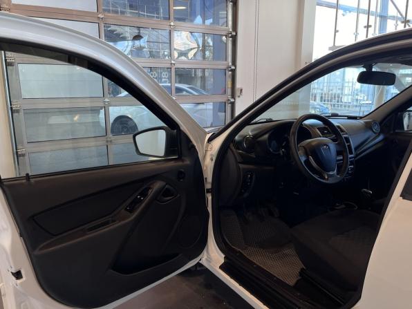 Lada (ВАЗ) Granta I Рестайлинг с пробегом 2021 года, цена 590 000 рублей, 215439 км, седан, Автокод Объявления