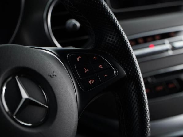 Mercedes-Benz V-Класс III (W447) Рестайлинг с пробегом 2019 года, цена 4 698 050 рублей, 105288 км, минивэн, Автокод Объявления