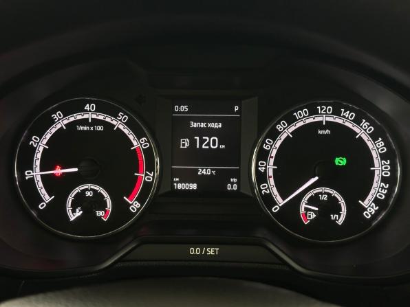 Skoda Octavia III (A7) Рестайлинг с пробегом 2018 года, цена 1 010 000 рублей, 180096 км, лифтбек, Автокод Объявления