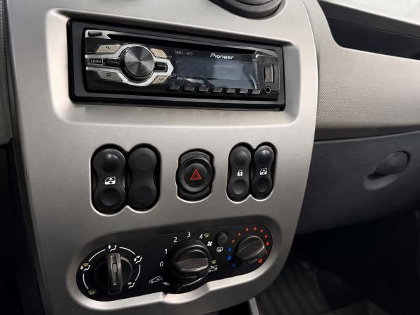 Renault Sandero I с пробегом 2012 года, цена 529 000 рублей, 128390 км, хэтчбек, Автокод Объявления