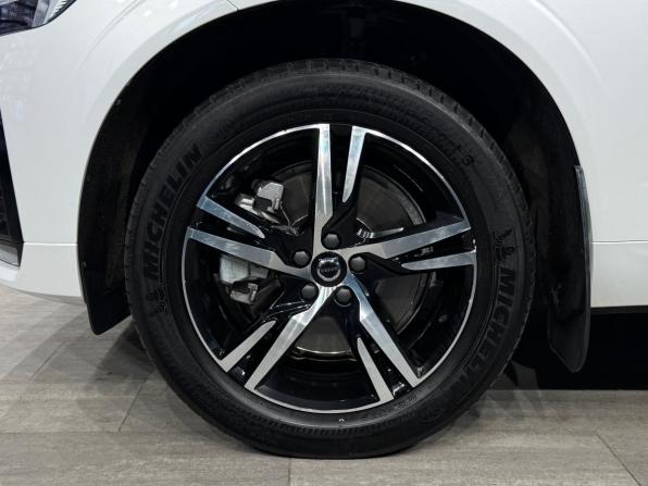 Volvo XC60 II Рестайлинг с пробегом 2021 года, цена 4 090 000 рублей, 91323 км, внедорожник, Автокод Объявления