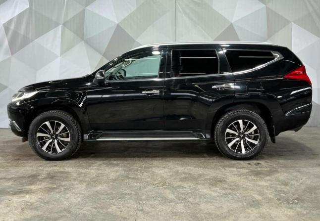 Mitsubishi Pajero Sport III с пробегом 2017 года, цена 2 950 000 рублей, 153762 км, внедорожник, Автокод Объявления