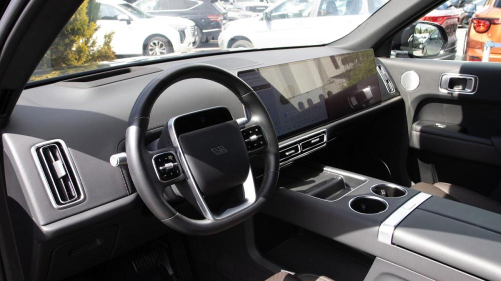 Li Auto (Lixiang) L9 I Москва  - изображение 11