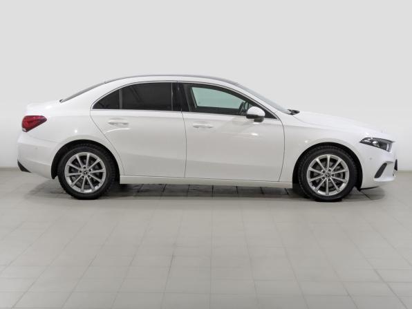 Mercedes-Benz A-Класс IV (W177) с пробегом 2020 года, цена 2 595 000 рублей, 49500 км, седан, Автокод Объявления