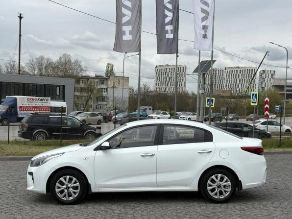 Kia Rio IV с пробегом 2017 года, цена 1 050 000 рублей, 192584 км, седан, Автокод Объявления