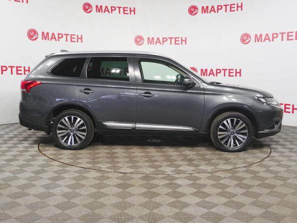 Mitsubishi Outlander III Рестайлинг 3 с пробегом 2019 года, цена 2 340 000 рублей, 101055 км, внедорожник, Автокод Объявления