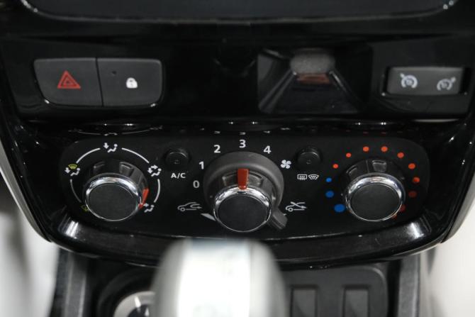 Nissan Terrano III (D10) с пробегом 2019 года, цена 1 599 000 рублей, 100800 км, внедорожник, Автокод Объявления