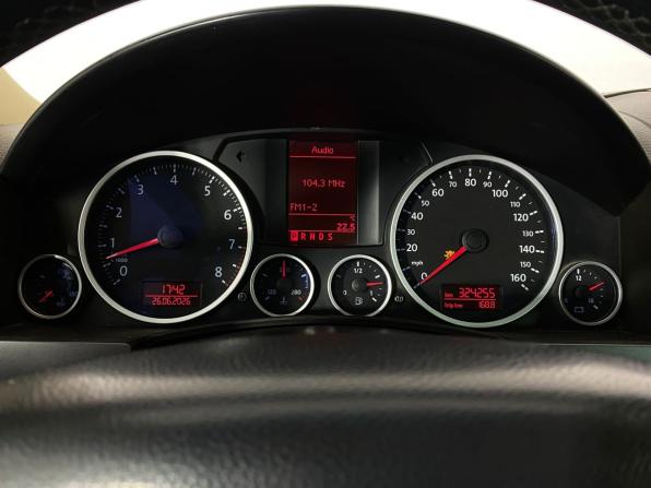 Volkswagen Touareg I Рестайлинг с пробегом 2007 года, цена 960 000 рублей, 324253 км, внедорожник, Автокод Объявления