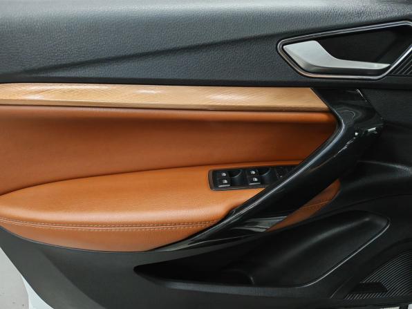 Lada (ВАЗ) Vesta I Рестайлинг (NG) с пробегом 2024 года, цена 1 186 000 рублей, 58773 км, седан, Автокод Объявления
