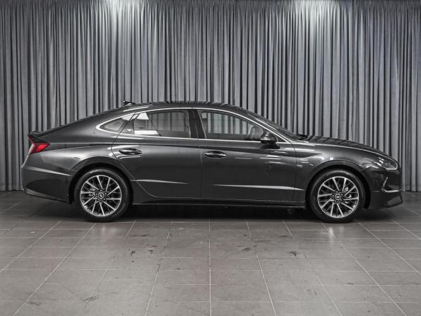 Hyundai Sonata VIII (DN8) с пробегом 2021 года, цена 2 759 000 рублей, 77067 км, седан, Автокод Объявления
