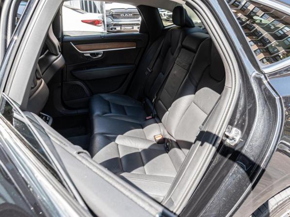 Volvo S90 II Рестайлинг с пробегом 2020 года, цена 4 360 000 рублей, 48657 км, седан, Автокод Объявления