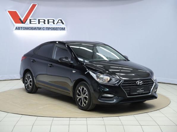 Hyundai Solaris II с пробегом 2018 года, цена 930 000 рублей, 251957 км, седан, Автокод Объявления