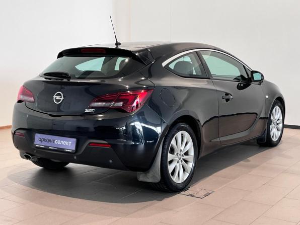 Opel Astra J Рестайлинг с пробегом 2013 года, цена 1 050 000 рублей, 110020 км, хэтчбек, Автокод Объявления