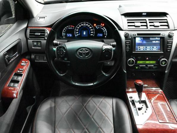 Toyota Camry VII (XV50) с пробегом 2014 года, цена 1 900 000 рублей, 214655 км, седан, Автокод Объявления
